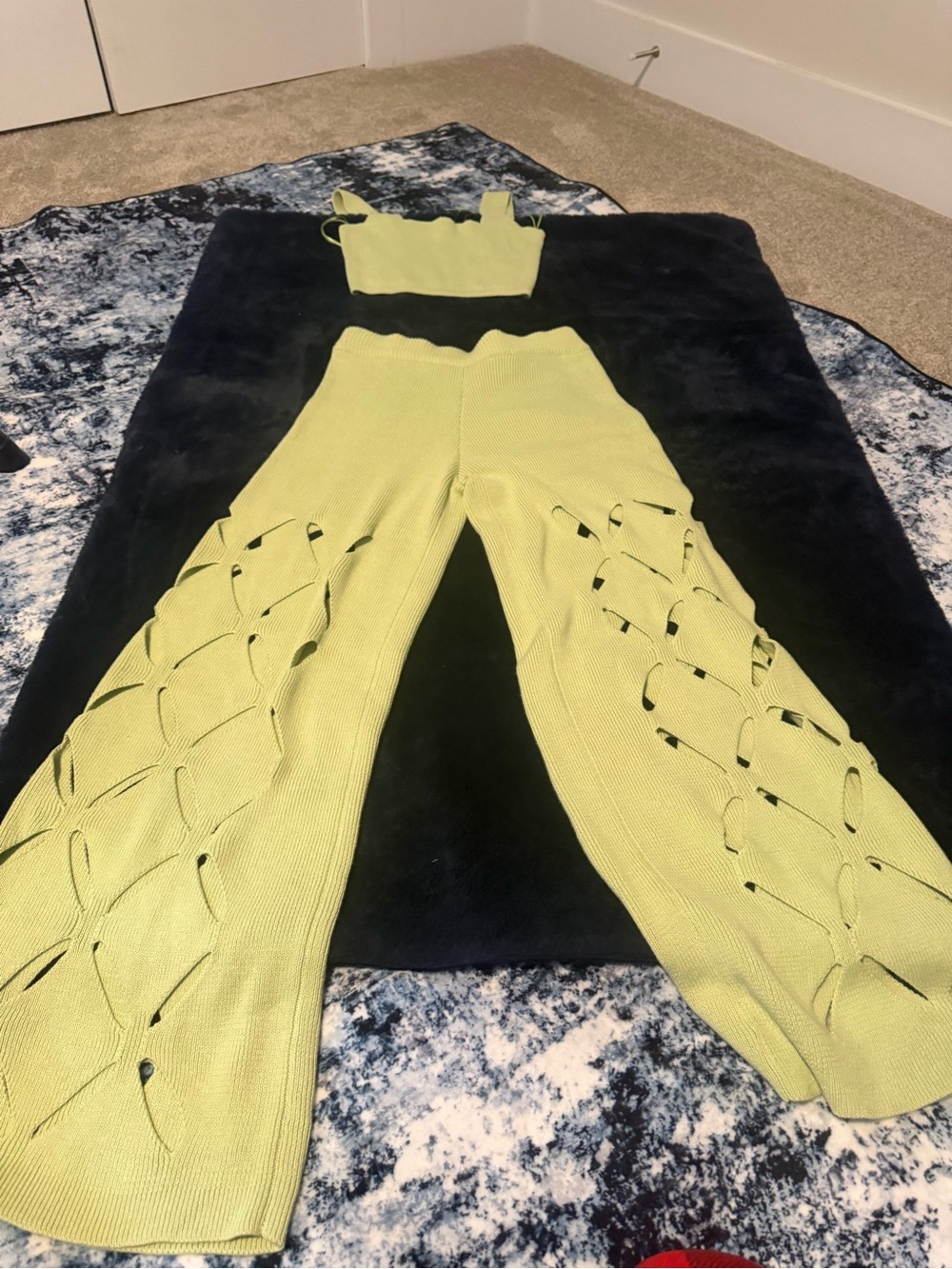 NWT Knit Wide-Leg Pants Suit in Lime